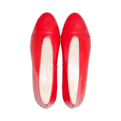 Yesir Red Leather