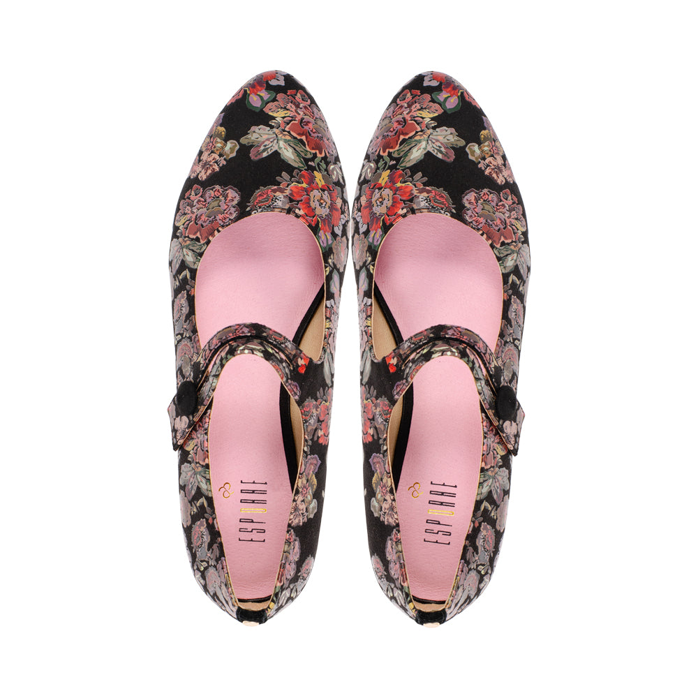 Yuma Black Suede / Red Flowers F26